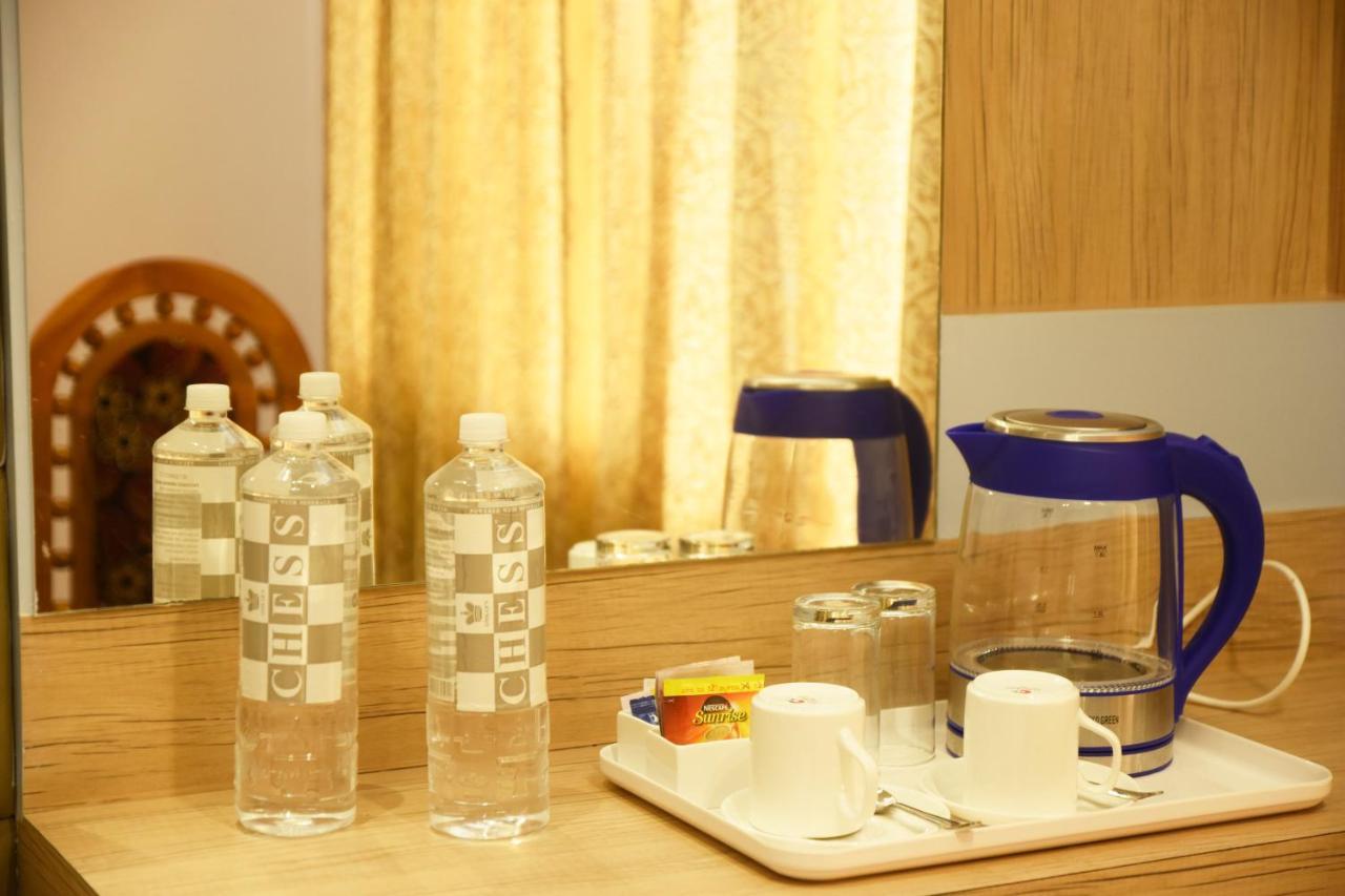 Hotel Om International Gokarna  Bagian luar foto