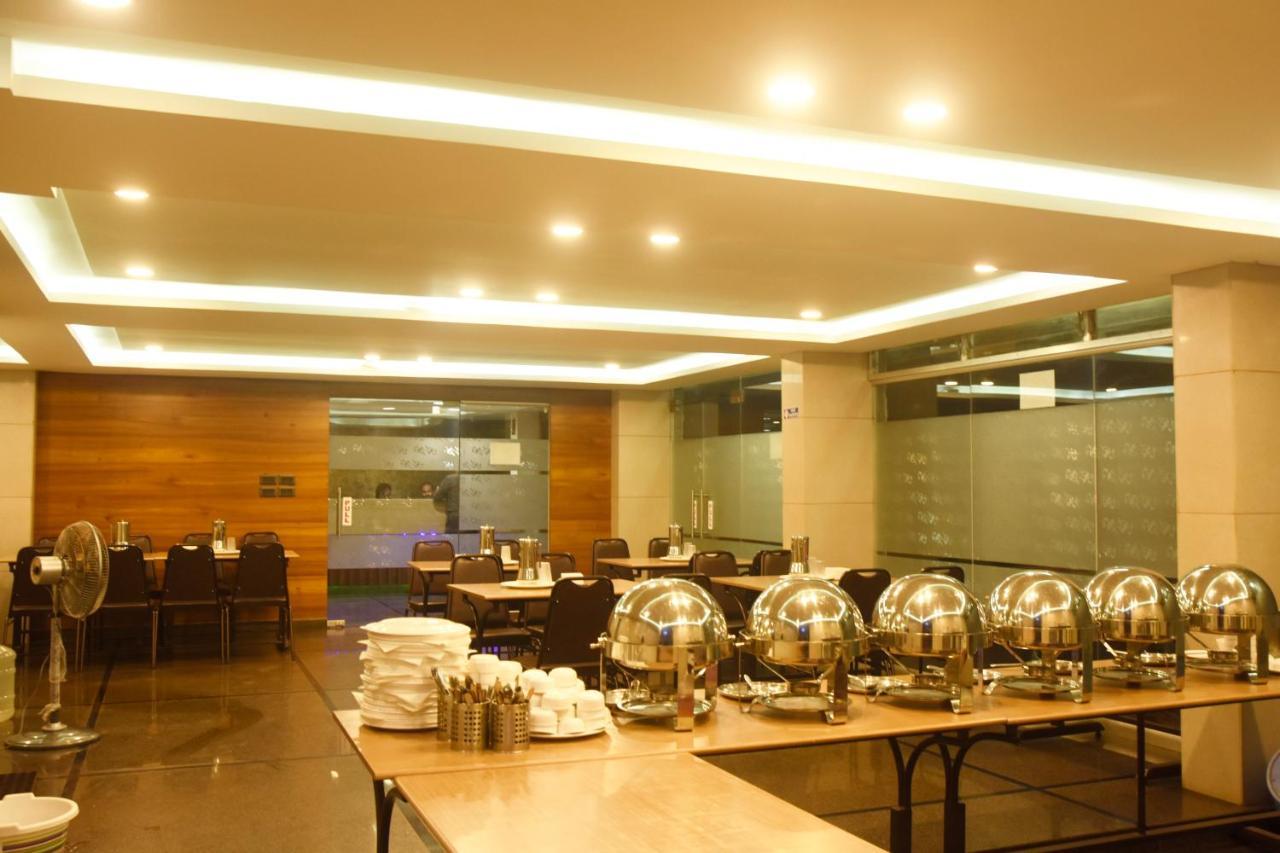 Hotel Om International Gokarna  Bagian luar foto